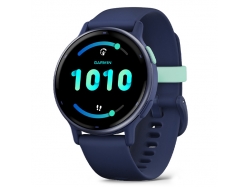 Vivoactive 5 Metaliczny aluminiowy bezel w kolorze Navy z kopertą w kolorze Navy i silikonowym paskiem