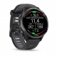 Forerunner 970 Tytanowy w kolorze carbon grey (DLC) i czarno-szarym paskiem