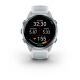 Forerunner 570 42 mm Aluminiowy w kolorze Cloud Blue z półprzezroczystym paskiem w kolorze Whitestone/Cloud Blue