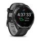 Garmin FR 965 z czarną kopertą i jasnoszarym paskiem