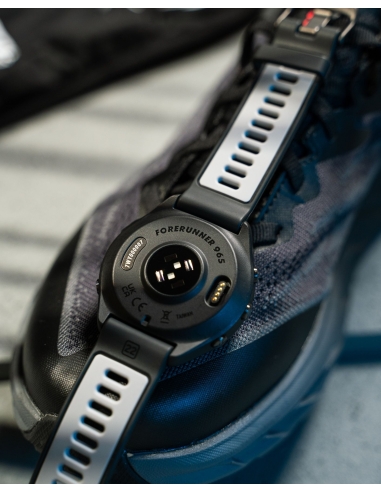 Forerunner 965 Czarny z szarą tytanową ramką