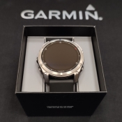 Garmin Fenix 8 Pro 51 mm, tytanowy z czarnoszarym paskiem. AMOLED | sklep eAzymut