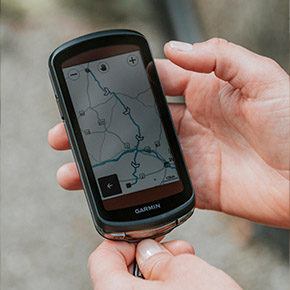 Nawigacja wg map w Edge 1040